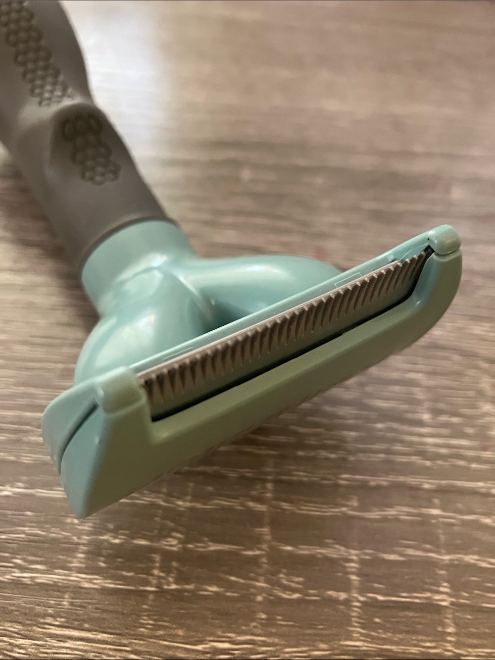 FURminator Short Hair Deshedding Blade- small - Picture 2 of 3